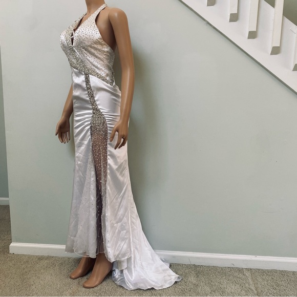 Exclusive for Diamonds bridal & formal dress - Picture 2 of 16